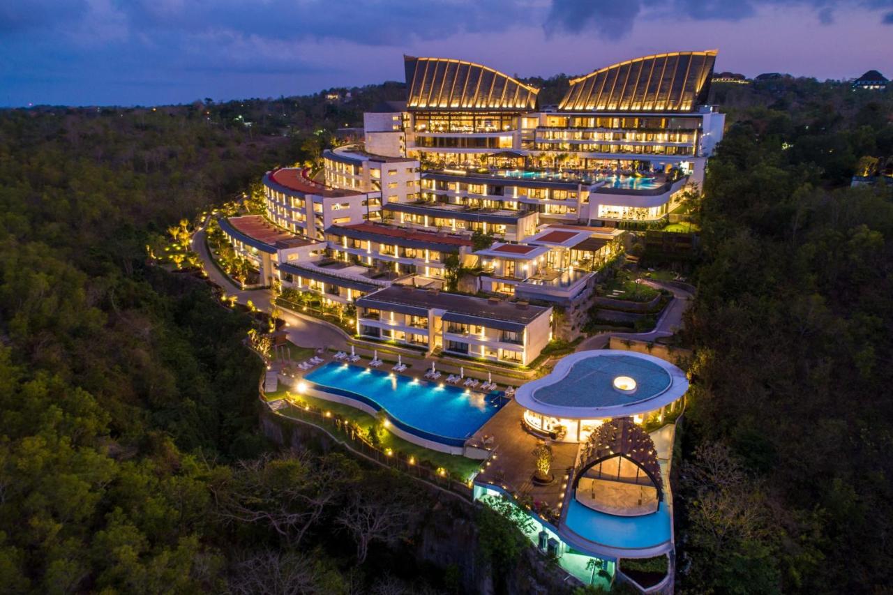 Luxe Oceanview Escape in Uluwatu